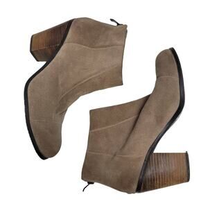 Vince Camuto Graysen Boots Size 8.5